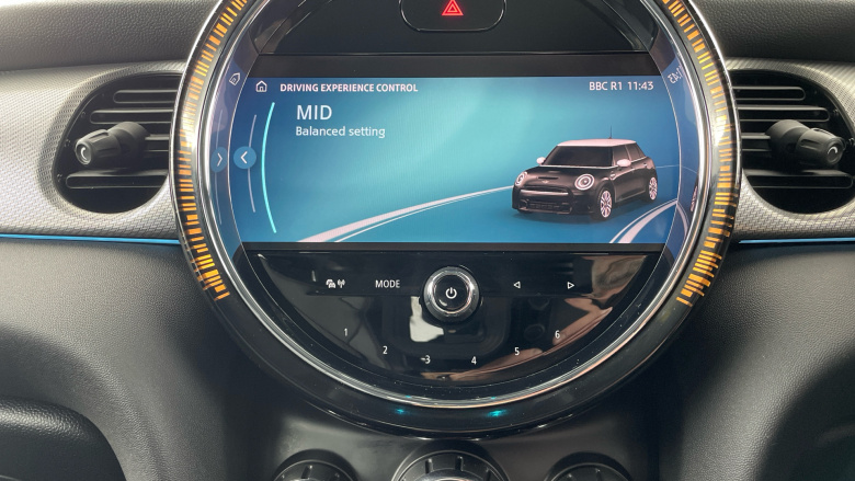 MINI Hatchback 1.5 Cooper Exclusive 5dr Auto Petrol Hatchback